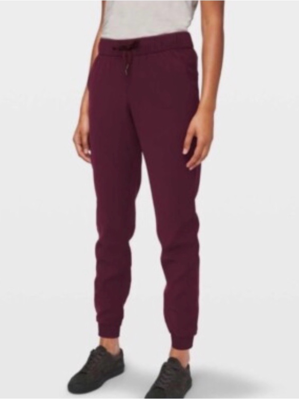 Lululemon Athletica Burgundy On The Fly Jogger Pants Wmn’s Size 4